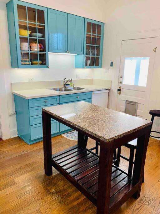 Pershing Place: Historic Home With Heated Spa/Pool By Zoo, Pearl, Golf, Witte 샌안토니오 외부 사진